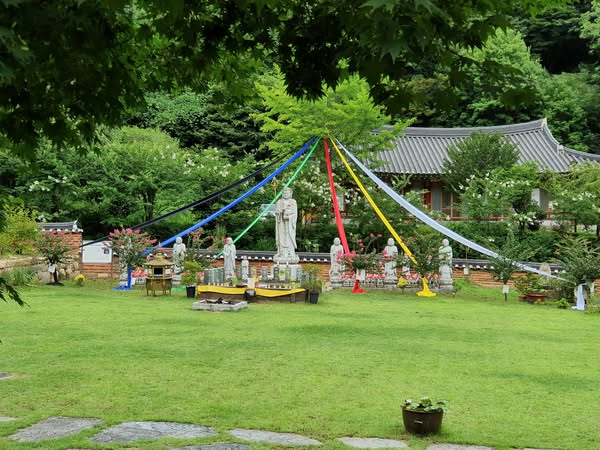 ISRK Hiking Adventures - Across Korea